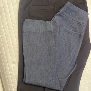 New York and Company, size medium, crop pull on fitted casual/dress pants